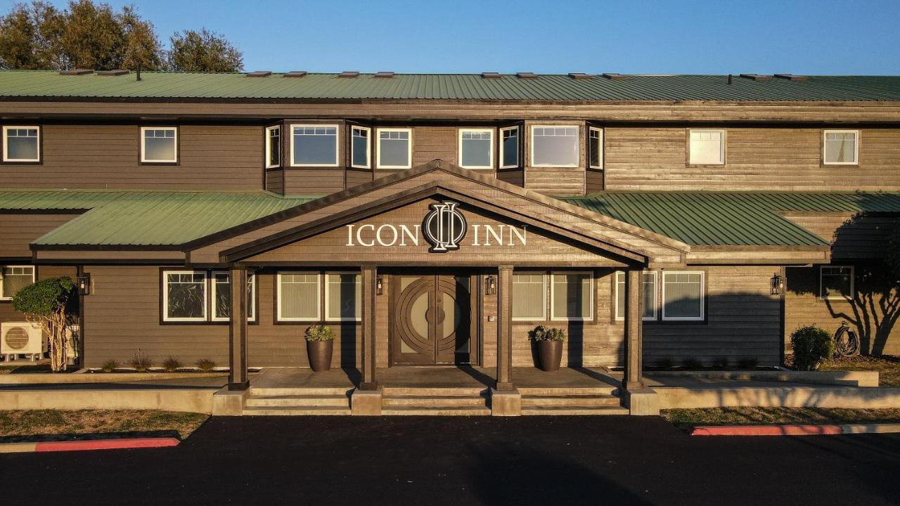 אלנסבורג Icon Inn מראה חיצוני תמונה